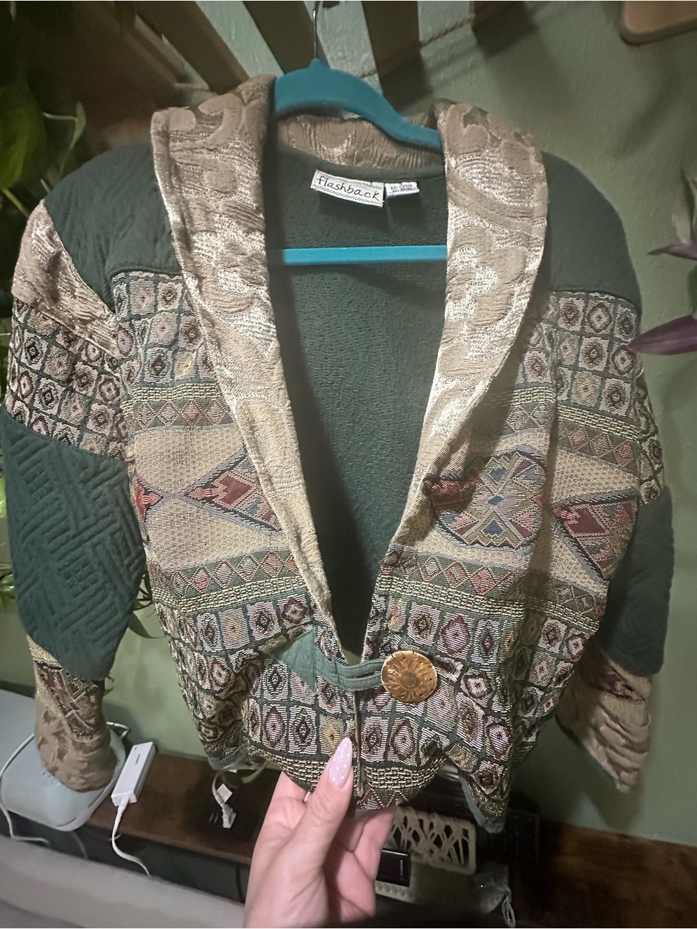 VINTAGE Early 90s Tapestry Patchwork Cropped Jacket 👩🎨🧝♀️ - Picture 11 of 12